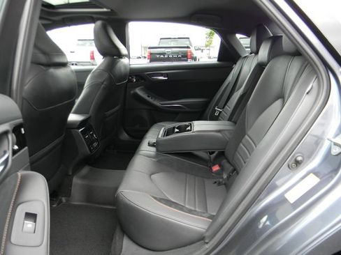 Used 2019 Toyota Avalon Touring w/ All Weather Liner Package FWD image 22