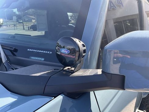 Used 2021 Ford Bronco Outer Banks image 8