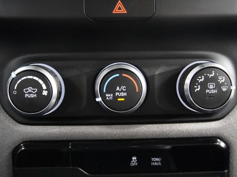Used 2019 RAM 1500 Tradesman AWD/4WD image 21