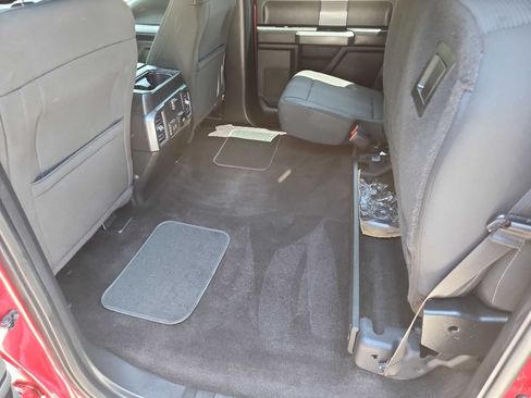 Used 2017 Ford F150 XLT w/ Equipment Group 302A Luxury AWD/4WD image 37