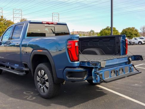 New 2025 GMC Sierra 2500 Denali w/ Technology Package image 14