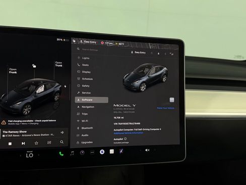 Used 2024 Tesla Model Y Long Range image 37