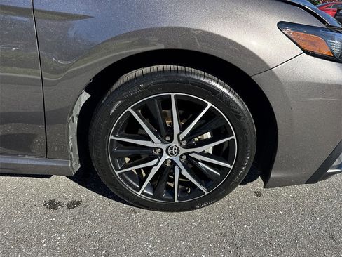 Used 2023 Toyota Camry SE image 60