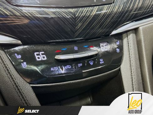 Used 2023 Cadillac XT6 Premium Luxury AWD/4WD image 16
