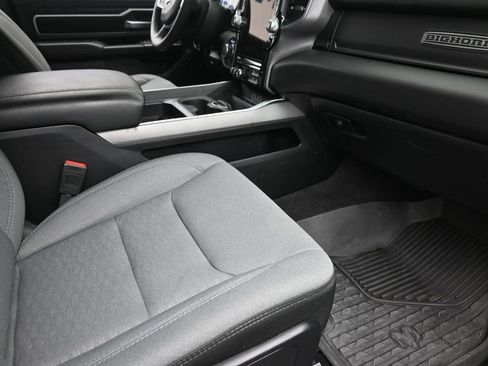 Used 2025 RAM 1500 Big Horn AWD/4WD image 9