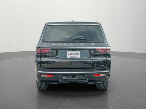 Used 2024 Jeep Wagoneer Series II w/ Flexible Seating Group AWD/4WD image 6