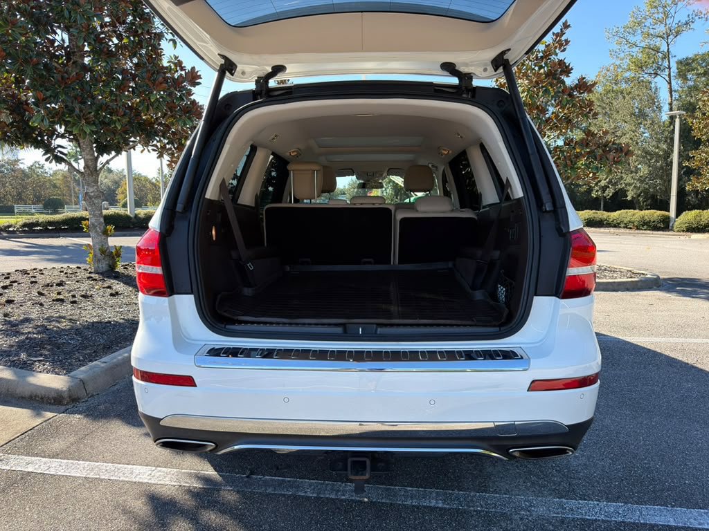 Used 2019 Mercedes-Benz GLS 450 4MATIC image 26