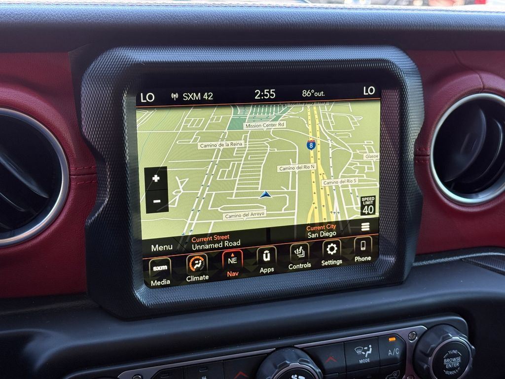 Used 2023 Jeep Wrangler Unlimited Rubicon 4xe AWD/4WD image 31