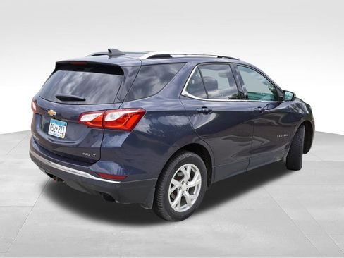 Used 2018 Chevrolet Equinox LT AWD/4WD image 3