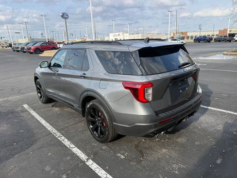 Used 2023 Ford Explorer ST w/ Equipment Group 401A image 4