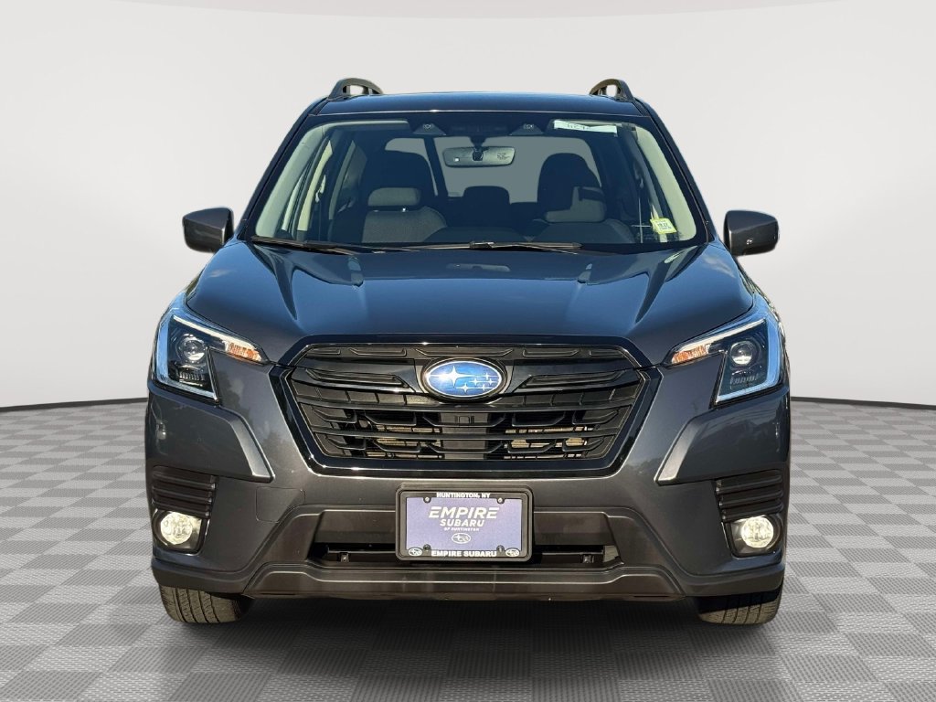 Used 2023 Subaru Forester Premium AWD/4WD image 3