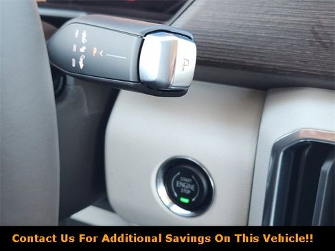 New 2026 GMC Acadia Denali w/ Super Cruise Package image 16