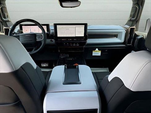 New 2025 GMC Hummer EV 3X w/ LPO, Illumination Package image 15