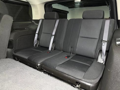 Used 2010 Chevrolet Tahoe LS AWD/4WD image 17