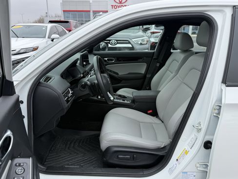 Used 2025 Honda Civic Sport Touring image 15