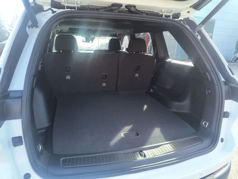 New 2026 Jeep Grand Cherokee Laredo X image 23