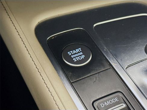 Used 2022 INFINITI QX60 Luxe w/ Vision Package image 11