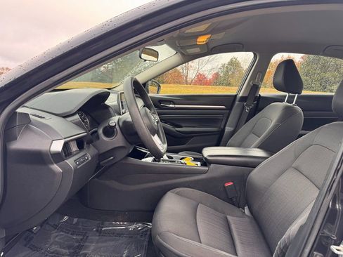 Used 2021 Nissan Altima 2.5 SV image 10