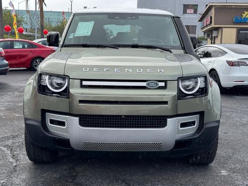 Used 2022 Land Rover Defender 110 image 5