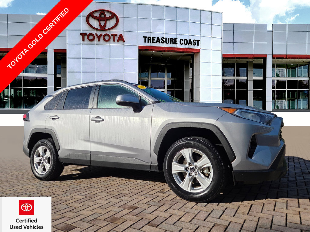 Certified 2021 Toyota RAV4 XLE FWD image 1