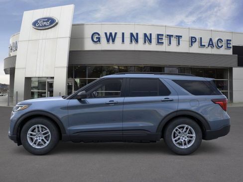 New 2026 Ford Explorer Active RWD image 3