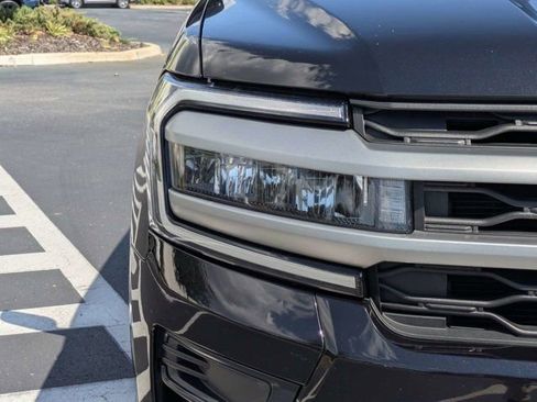 Used 2024 Ford Expedition Max XLT AWD/4WD image 9