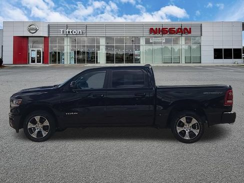 Used 2023 RAM 1500 Laramie AWD/4WD image 4