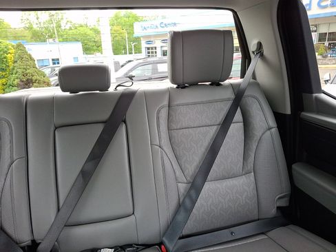 Used 2024 Toyota Tundra Limited AWD/4WD image 19