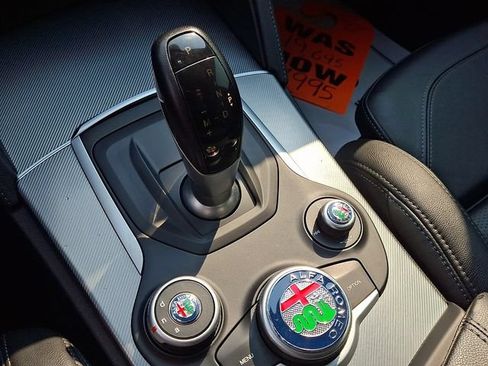 Used 2018 Alfa Romeo Stelvio Ti Sport AWD/4WD image 14