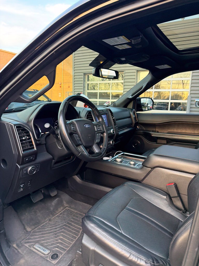 Used 2019 Ford Expedition Limited AWD/4WD image 11