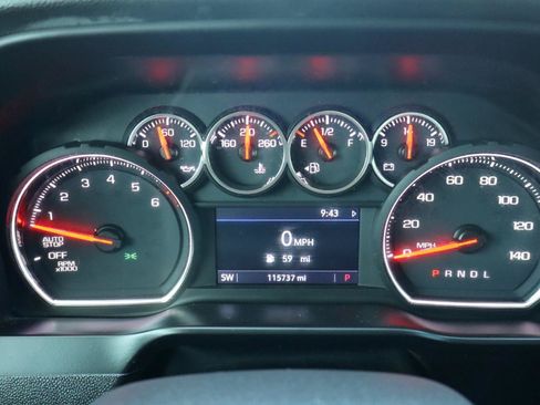 Used 2019 Chevrolet Silverado 1500 LT w/ All-Star Edition RWD image 18