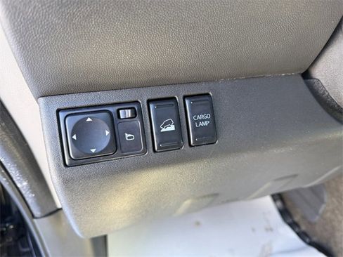 Used 2015 Nissan Frontier PRO-4X w/ Pro-4x Luxury Package image 23