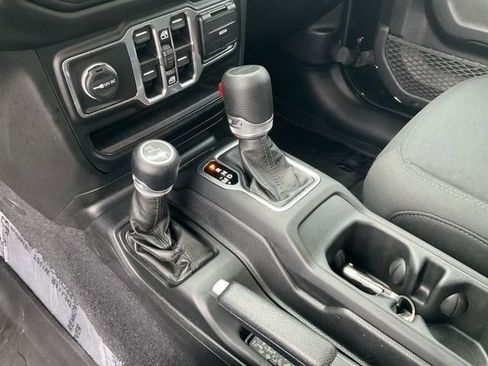 Used 2020 Jeep Gladiator Sport w/ Quick Order Package 24S image 25