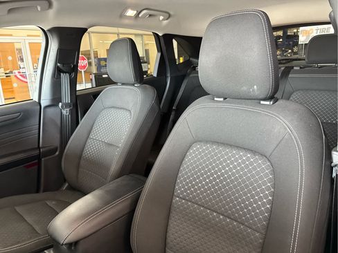 Certified 2023 Ford Escape Active AWD/4WD image 24