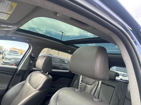 Used 2020 Hyundai Santa Fe Limited AWD/4WD image 10