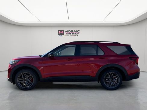 New 2026 Ford Explorer ST-Line w/ ST-Line Street Pack image 4