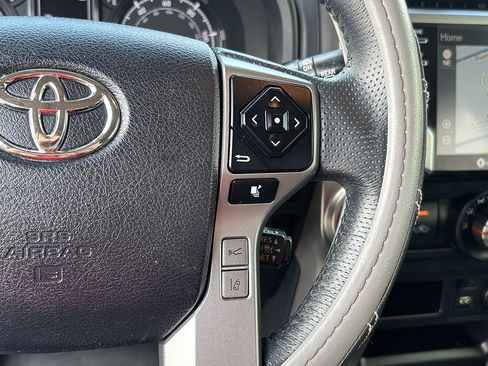 Certified 2020 Toyota 4Runner SR5 Premium w/ Moonroof Package RWD image 20