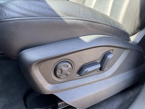 Used 2017 Audi Q7 3.0T Premium Plus w/ Premium Plus Package image 20