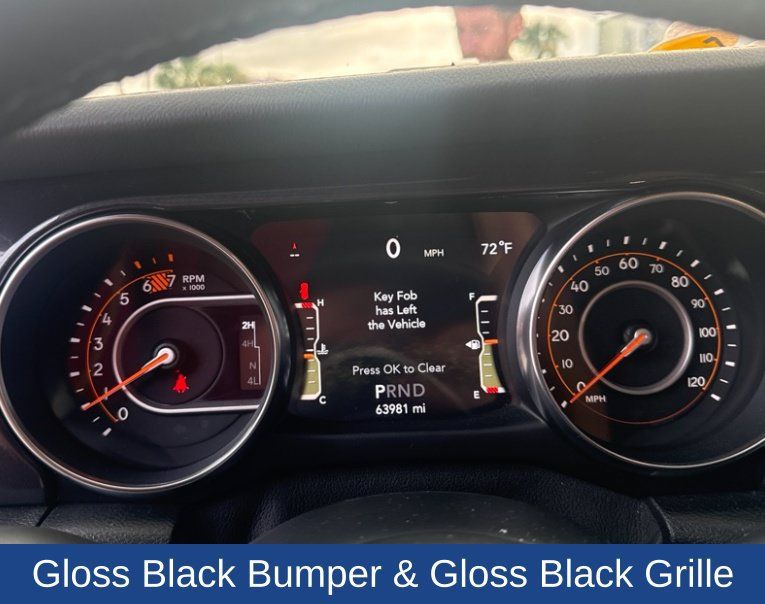 Used 2021 Jeep Wrangler Unlimited Sahara AWD/4WD image 9