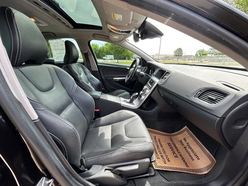 Used 2018 Volvo S60 T5 Dynamic w/ Vision Package FWD image 15