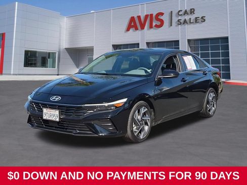 Used 2025 Hyundai Elantra SEL FWD image 1