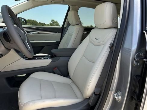 New 2025 Cadillac XT5 Premium Luxury w/ Technology Package image 26