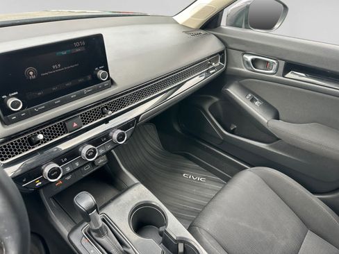 Used 2022 Honda Civic EX image 26