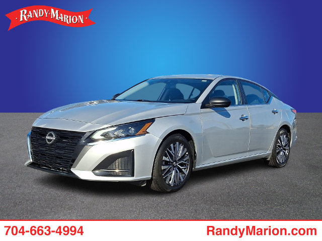 Used 2025 Nissan Altima 2.5 SV FWD image 1