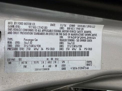 Used 2017 Ford Focus SE FWD image 26