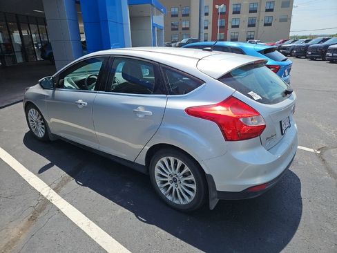 Used 2012 Ford Focus Titanium FWD image 7