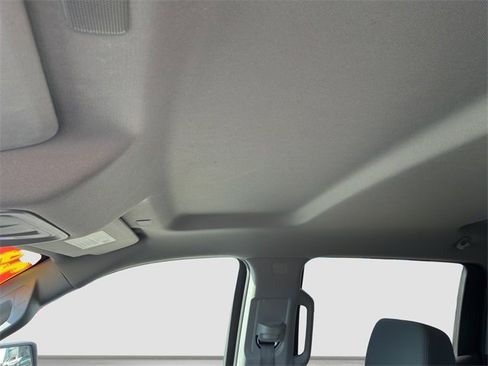 Used 2024 Chevrolet Silverado 1500 Custom image 10