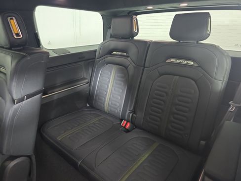 Used 2024 Rivian R1S Adventure AWD/4WD image 22