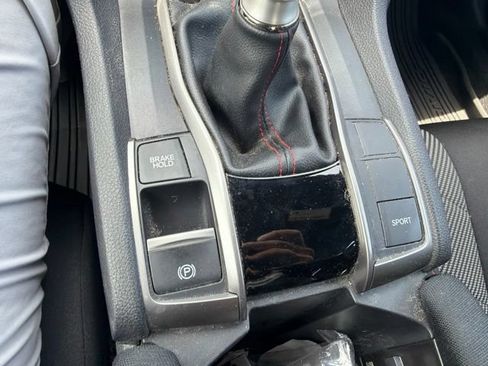Used 2018 Honda Civic Si image 32