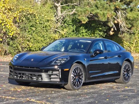 New 2026 Porsche Panamera image 38